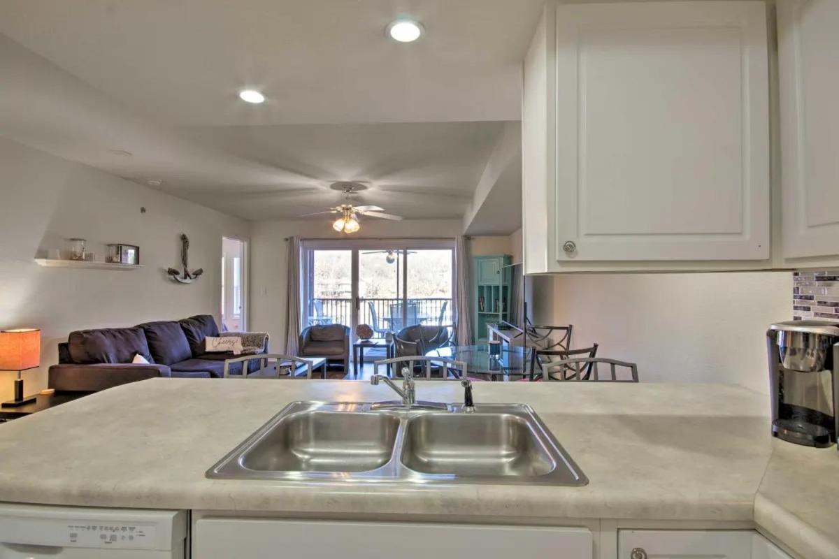 Waterfront Condo With Boat Slip! Lake Ozark Exteriér fotografie